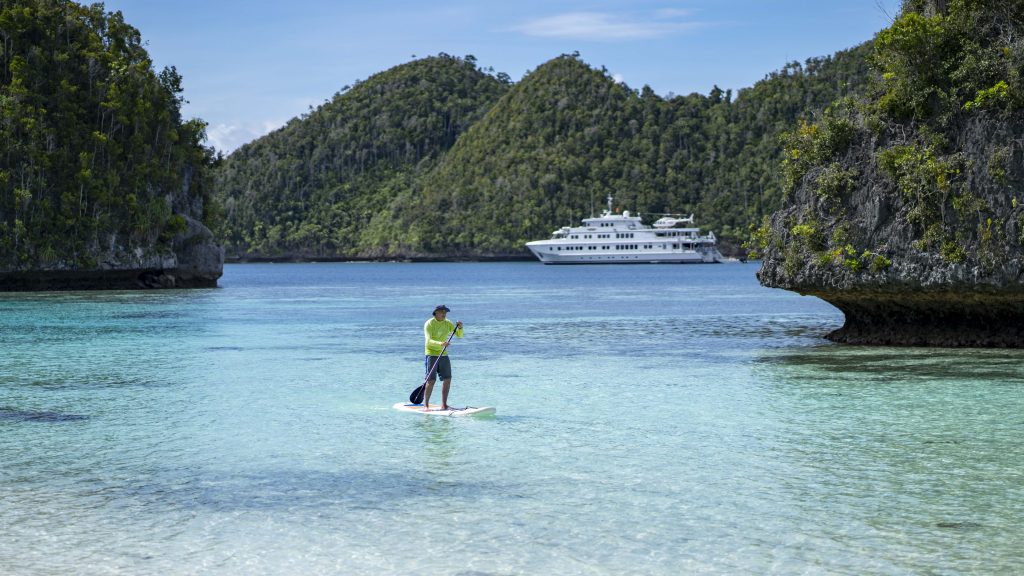 Penemu & Yeben Islands, Wallace Channel