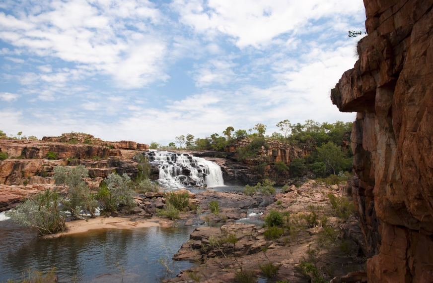 Manning River and along rocky terrain to the stunning Manning Falls - True North Adventure Cruise