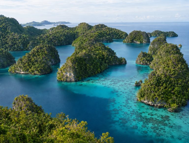 Pianemo & Fam Islands
